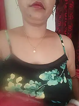 Snapshot of BongQueen9 chatting on June 20, 2026, 4:28 am BongQueen9 online show from June 20, 2026, 4:28 am