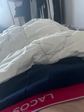 pignoufe online show from February 21, 2026, 7:32 am