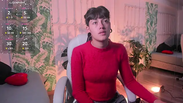 Snapshot of _sharlotte777 chatting on December 15, 2025, 1:50 pm sharlotte777 online show from December 15, 2025, 1:50 pm