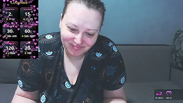 Snapshot of anna_claire chatting on May 9, 2026, 5:44 am anna claire online show from May 9, 2026, 5:44 am