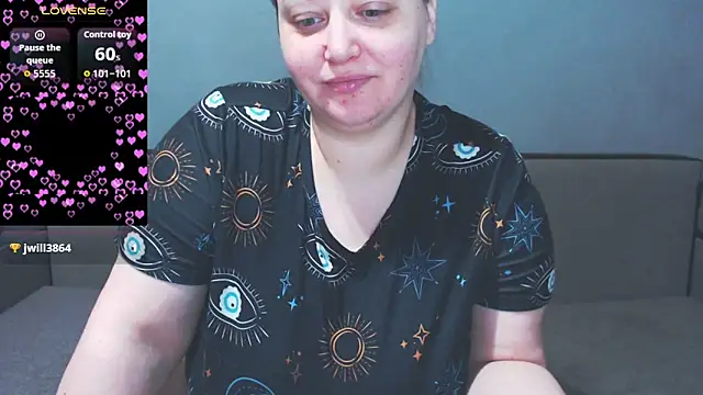 Snapshot of anna_claire chatting on May 3, 2026, 7:35 am anna claire online show from May 3, 2026, 7:35 am