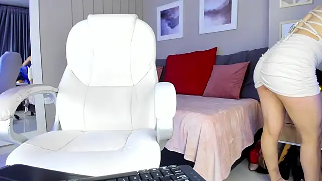 Snapshot of jess_ox chatting on October 14, 2025, 9:15 pm jess ox online show from October 14, 2025, 9:15 pm