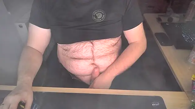 Currycake online show from December 17, 2025, 8:36 pm