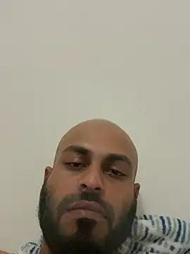 Snapshot of islandvybee55 chatting on March 3, 2025, 4:00 am islandvybee55 online show from March 3, 2025, 4:00 am