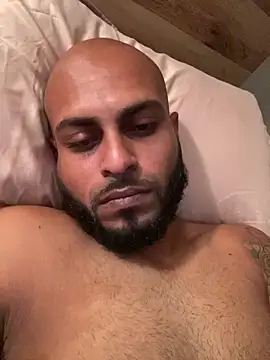 islandvybee55 online show from February 28, 2026, 1:00 pm