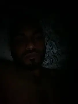 Snapshot of islandvybee55 chatting on February 17, 2025, 3:15 am islandvybee55 online show from February 17, 2025, 3:15 am