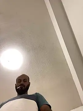 Snapshot of islandvybee55 chatting on January 6, 2025, 3:42 am islandvybee55 online show from January 6, 2025, 3:42 am