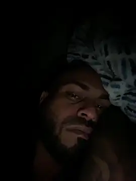 Snapshot of islandvybee55 chatting on February 16, 2025, 8:43 am islandvybee55 online show from February 16, 2025, 8:43 am