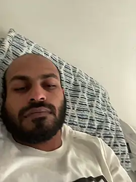 Snapshot of islandvybee55 chatting on January 12, 2025, 8:36 pm islandvybee55 online show from January 12, 2025, 8:36 pm