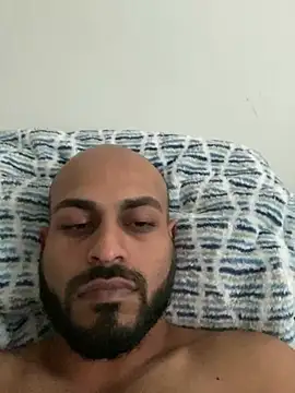 Snapshot of islandvybee55 chatting on January 19, 2025, 7:04 pm islandvybee55 online show from January 19, 2025, 7:04 pm