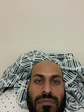 Snapshot of islandvybee55 chatting on March 9, 2025, 11:46 pm islandvybee55 online show from March 9, 2025, 11:46 pm