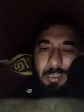Snapshot of leon_ates chatting on February 28, 2025, 2:31 am leon ates online show from February 28, 2025, 2:31 am