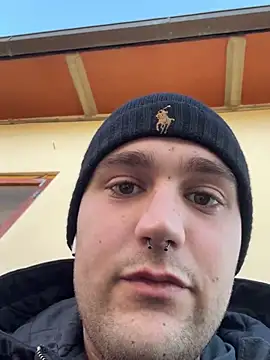 Snapshot of ErPumas126 chatting on December 12, 2024, 1:39 pm ErPumas126 online show from December 12, 2024, 1:39 pm