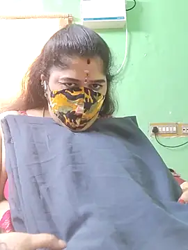 Snapshot of tamilthanushri chatting on July 8, 2026, 6:14 am tamilthanushri online show from July 8, 2026, 6:14 am
