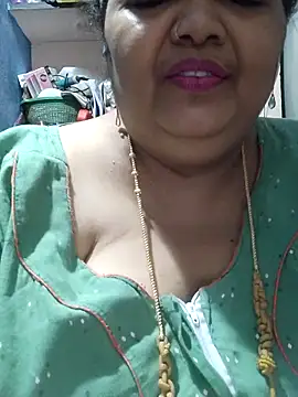 tamilthanushri online show from April 23, 2026, 6:20 pm