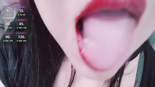 Snapshot of CN-Lily chatting on November 1, 2025, 11:26 am CN-Lily online show from November 1, 2025, 11:26 am