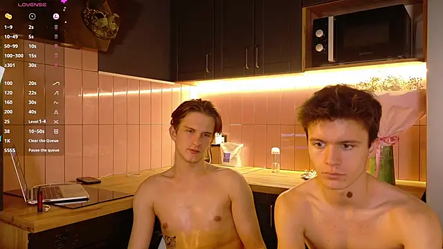  whitenight  online show from February 17, 2025, 10:38 pm