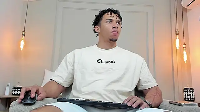 Dominick star online show from February 6, 2025, 4:21 am