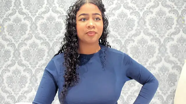 Snapshot of Sofi_Fox_ chatting on December 3, 2025, 7:46 pm Sofi Fox online show from December 3, 2025, 7:46 pm