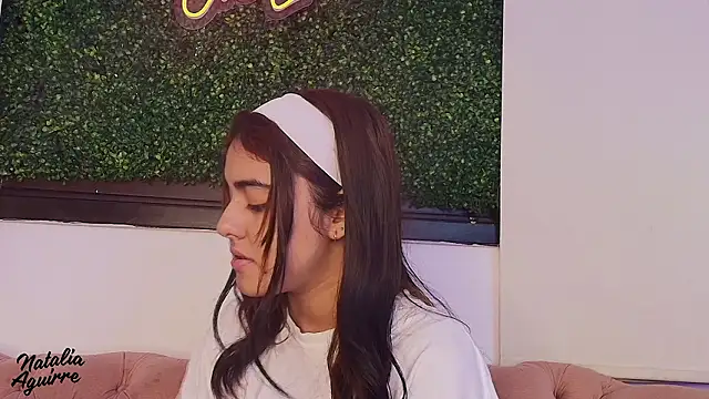 natalia aguirre1 online show from March 19, 2026, 12:05 pm