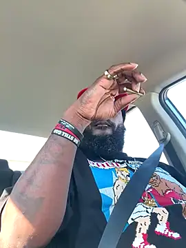 Snapshot of SukItSlo444 chatting on November 16, 2025, 5:28 pm SukItSlo444 online show from November 16, 2025, 5:28 pm