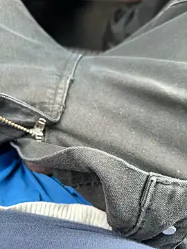 Snapshot of SukItSlo444 chatting on February 20, 2026, 6:10 pm SukItSlo444 online show from February 20, 2026, 6:10 pm