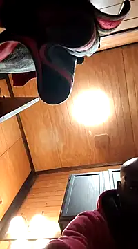 Snapshot of SukItSlo444 chatting on December 13, 2024, 4:33 am SukItSlo444 online show from December 13, 2024, 4:33 am