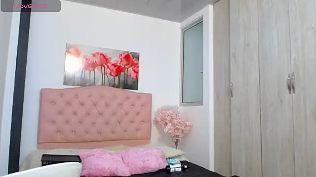 Snapshot of abigail_f00x chatting on November 3, 2025, 11:41 pm abigail f00x online show from November 3, 2025, 11:41 pm