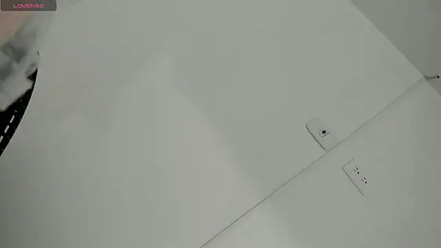 Snapshot of alessia_will chatting on October 23, 2025, 3:16 am alessia will online show from October 23, 2025, 3:16 am