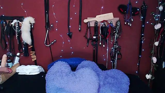 gretahardsex online show from May 3, 2026, 7:50 pm