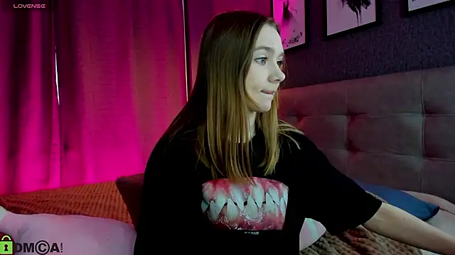 Lesi Moonie01 online show from March 18, 2026, 9:23 am