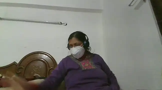 cutiecatty21 online show from December 28, 2024, 5:03 pm