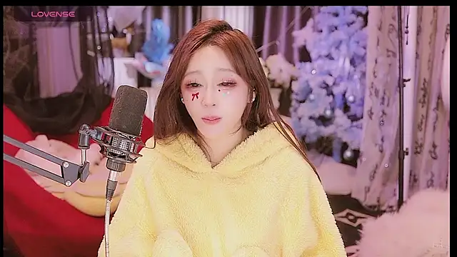 Missy Nana21 online show from December 29, 2024, 7:43 pm