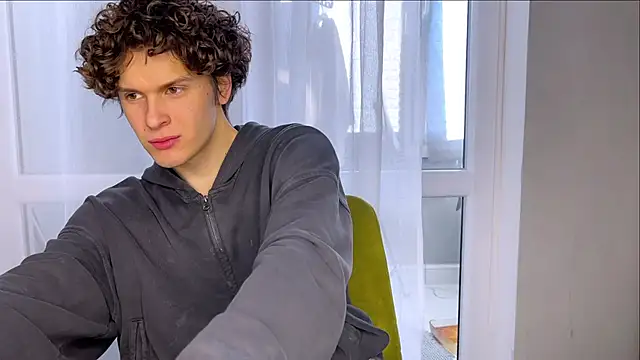 Snapshot of alyx_garden chatting on March 21, 2026, 8:04 am alyx garden online show from March 21, 2026, 8:04 am