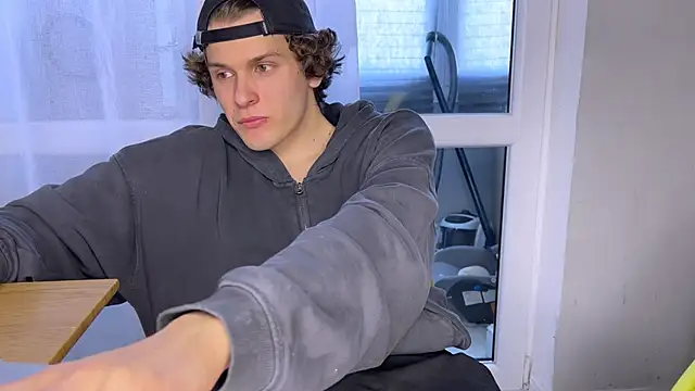 Snapshot of alyx_garden chatting on April 13, 2026, 10:41 am alyx garden online show from April 13, 2026, 10:41 am