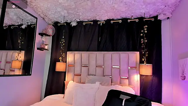 Snapshot of Nathan_Smith_ chatting on October 10, 2025, 7:36 pm Nathan Smith online show from October 10, 2025, 7:36 pm