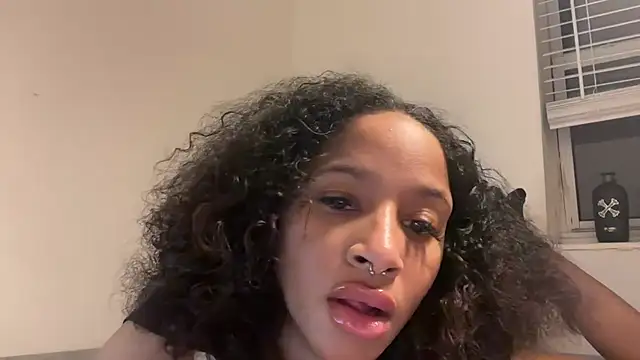 Snapshot of shandiloveslemonss chatting on October 23, 2025, 11:25 pm shandiloveslemonss online show from October 23, 2025, 11:25 pm