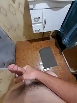 Snapshot of Rob3rtin chatting on March 21, 2025, 12:50 pm Rob3rtin online show from March 21, 2025, 12:50 pm