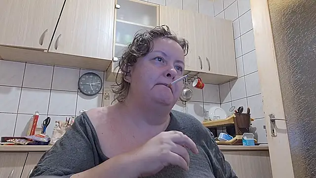 Snapshot of melissaBlessing chatting on October 11, 2025, 2:12 am melissaBlessing online show from October 11, 2025, 2:12 am