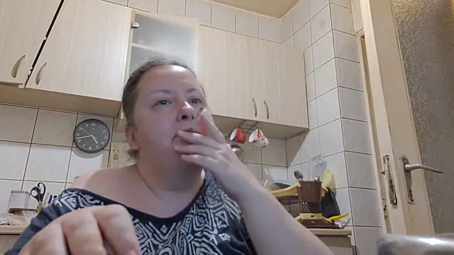 Snapshot of melissaBlessing chatting on May 9, 2026, 1:42 am melissaBlessing online show from May 9, 2026, 1:42 am