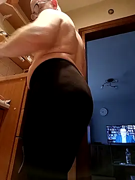 Misiopasyw1 online show from October 7, 2025, 5:52 am