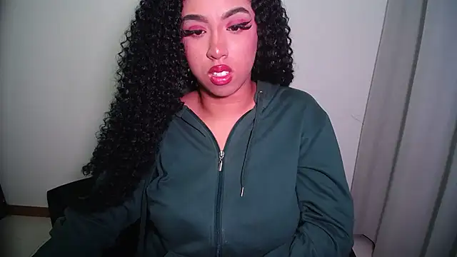 Snapshot of barbara_falcons chatting on October 18, 2025, 5:42 am barbara falcons online show from October 18, 2025, 5:42 am