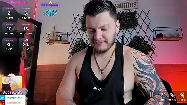 Snapshot of Angelgraham_1 chatting on November 25, 2025, 4:29 pm Angelgraham 1 online show from November 25, 2025, 4:29 pm