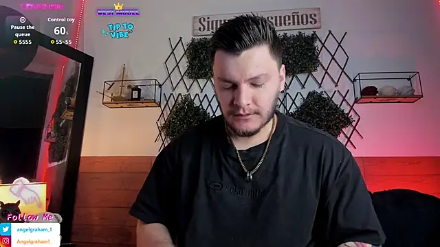 Snapshot of Angelgraham_1 chatting on November 28, 2025, 4:29 pm Angelgraham 1 online show from November 28, 2025, 4:29 pm