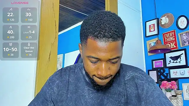 Drake Nassir4 online show from October 7, 2025, 9:05 pm