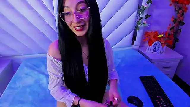 Katty Queen online show from October 15, 2025, 7:33 pm