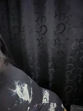 Snapshot of iam_ali1 chatting on November 30, 2025, 4:24 am iam ali1 online show from November 30, 2025, 4:24 am