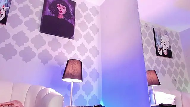 GabyPetit online show from April 24, 2026, 7:49 pm
