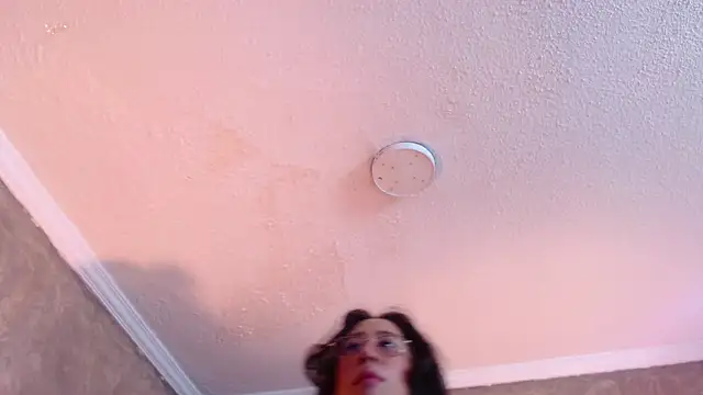 GabyPetit online show from February 25, 2025, 11:04 pm