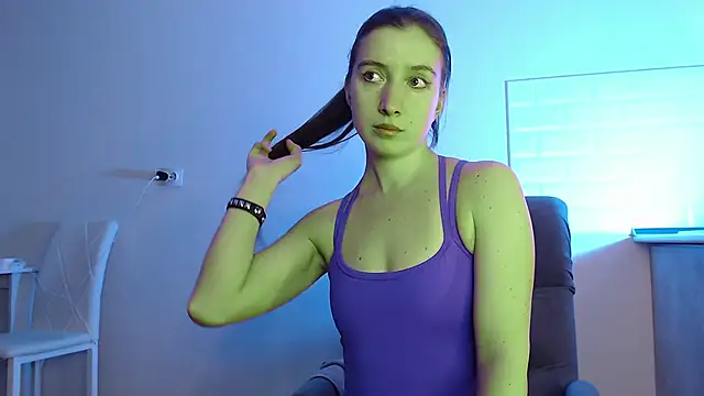 Eva Hailey  online show from February 17, 2026, 2:31 am